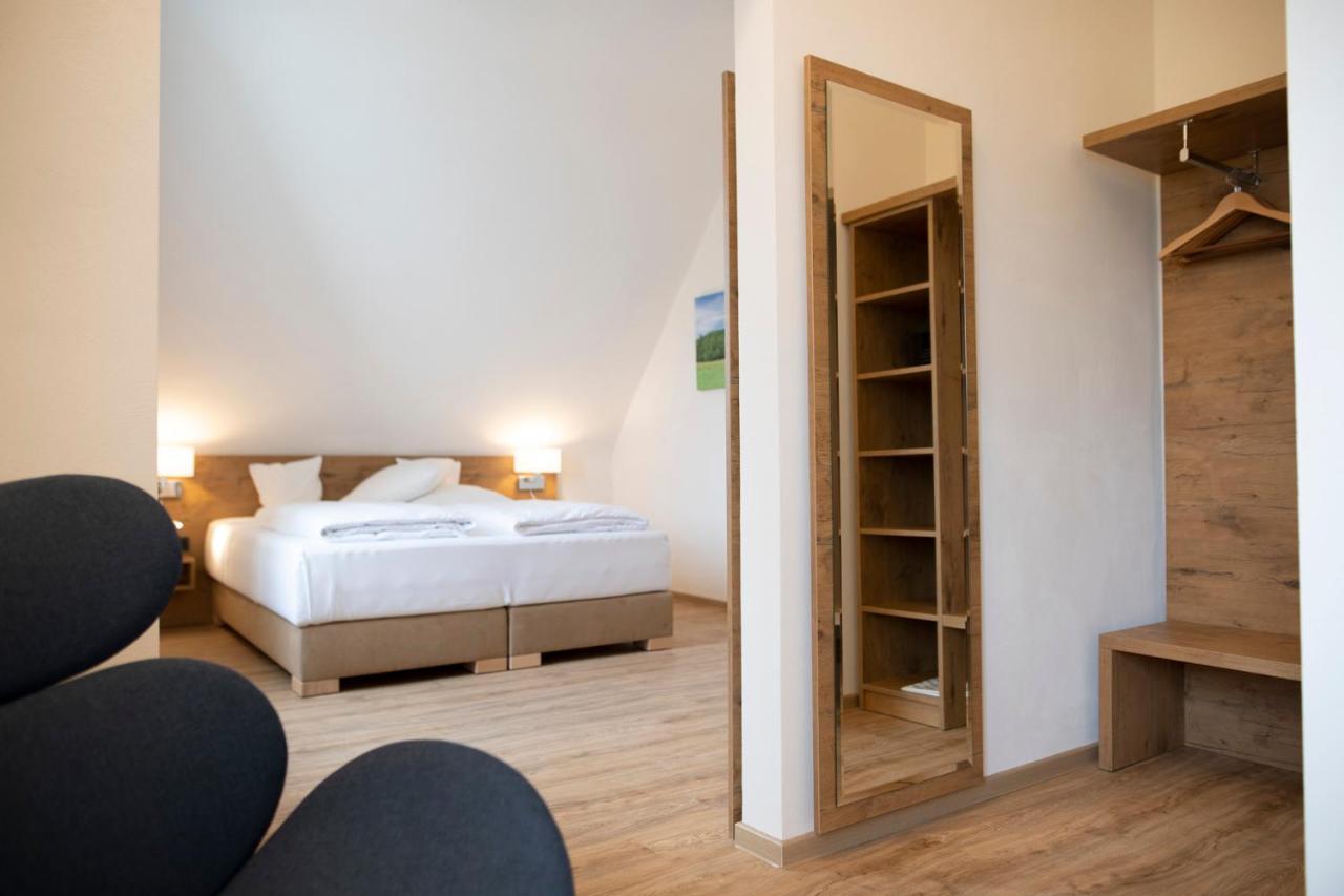 Landhotel Kauzenberg バート・クロイツナハ エクステリア 写真