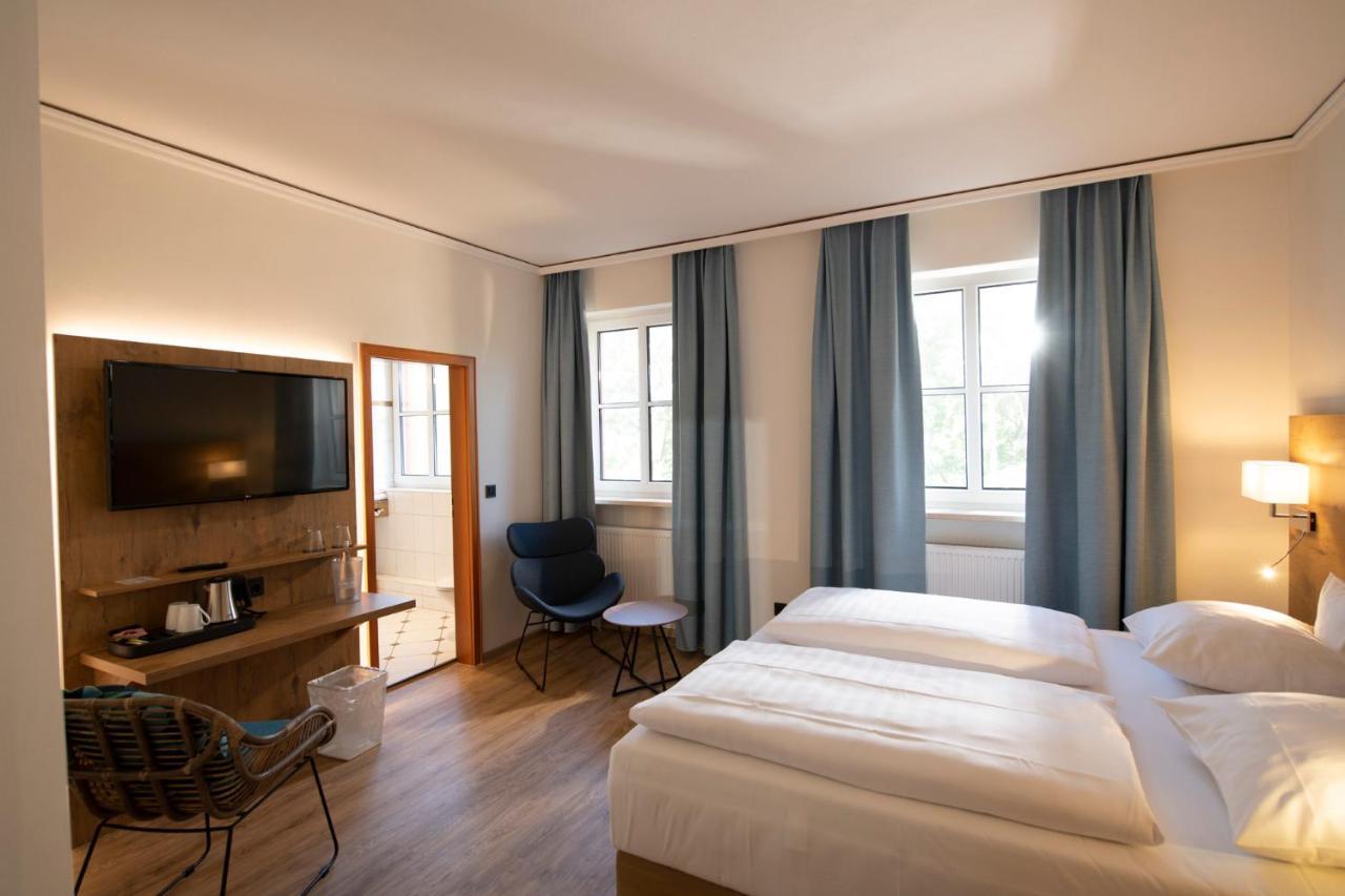 Landhotel Kauzenberg バート・クロイツナハ エクステリア 写真