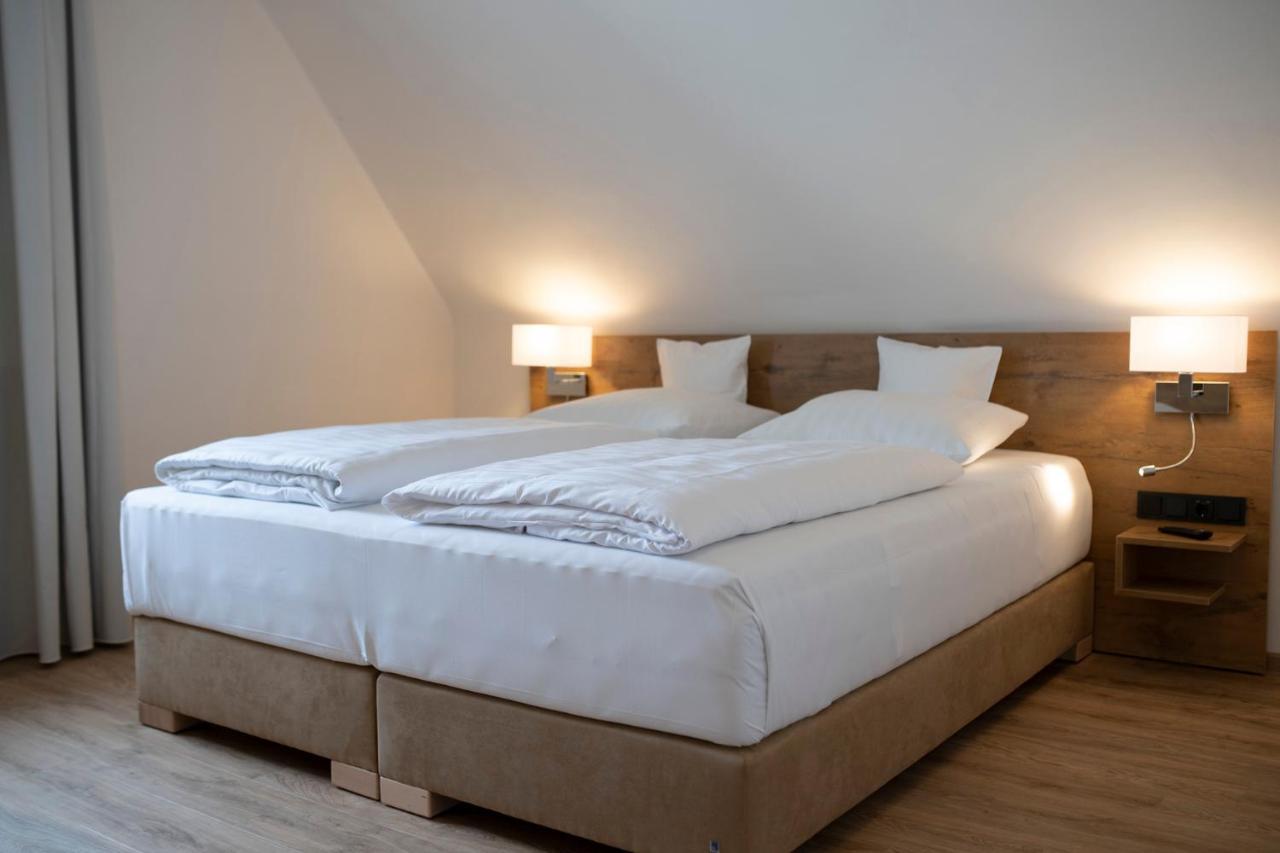 Landhotel Kauzenberg バート・クロイツナハ エクステリア 写真