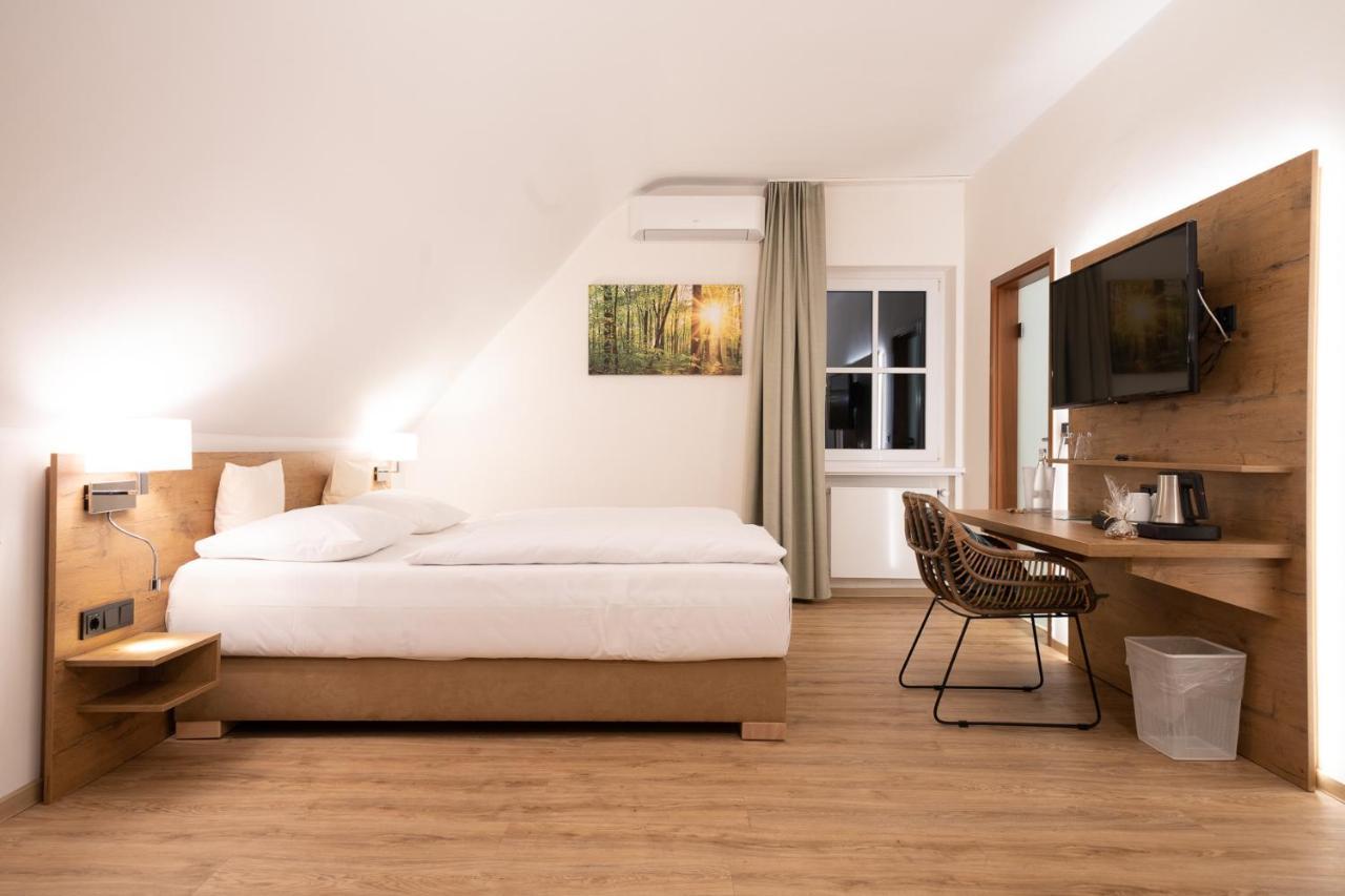 Landhotel Kauzenberg バート・クロイツナハ エクステリア 写真