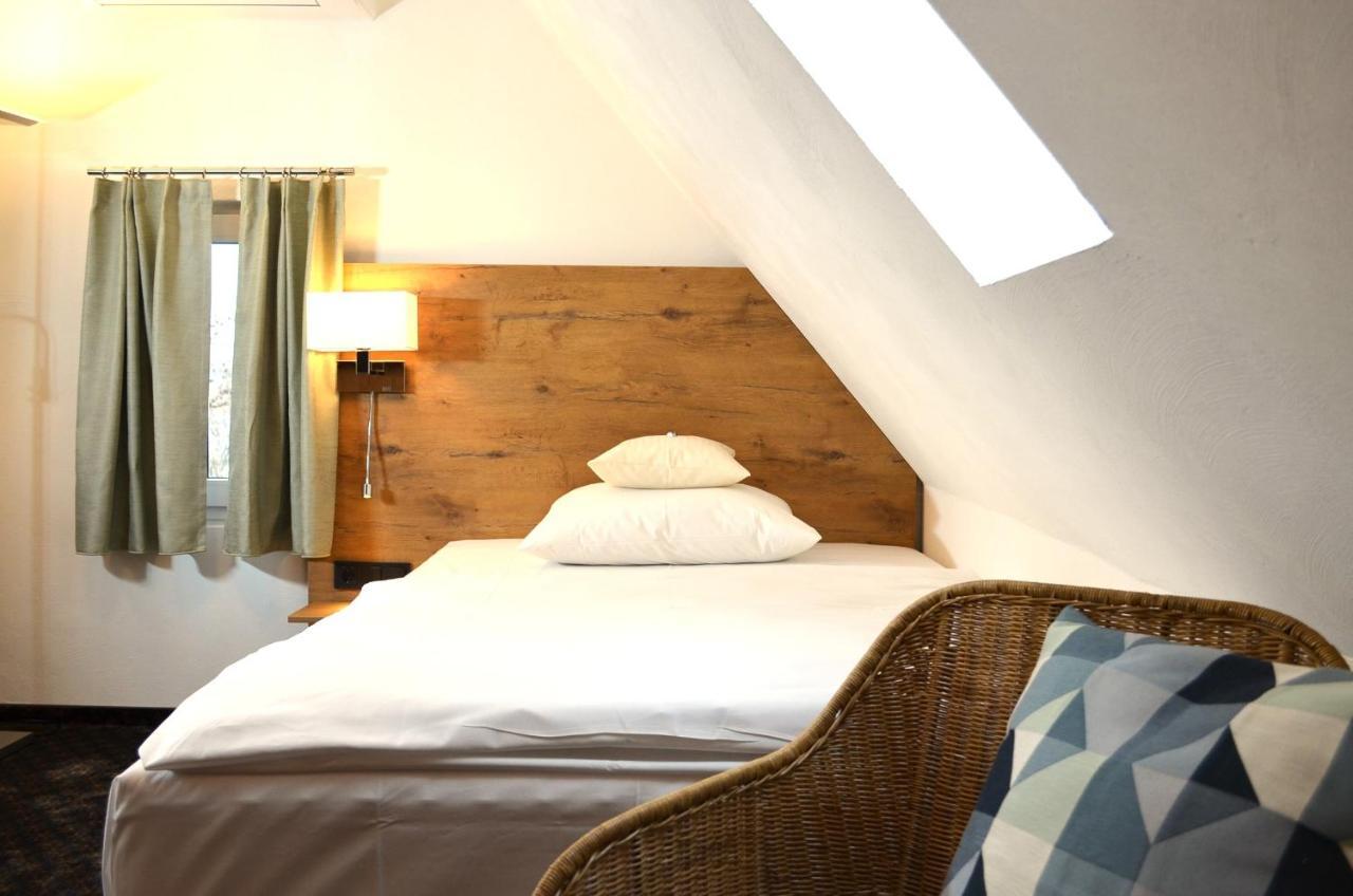 Landhotel Kauzenberg バート・クロイツナハ エクステリア 写真